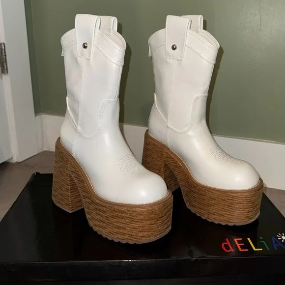 dELiA*s by Dolls Kill Embroidered Platform White Cowboy Boots - Picture 2 of 6